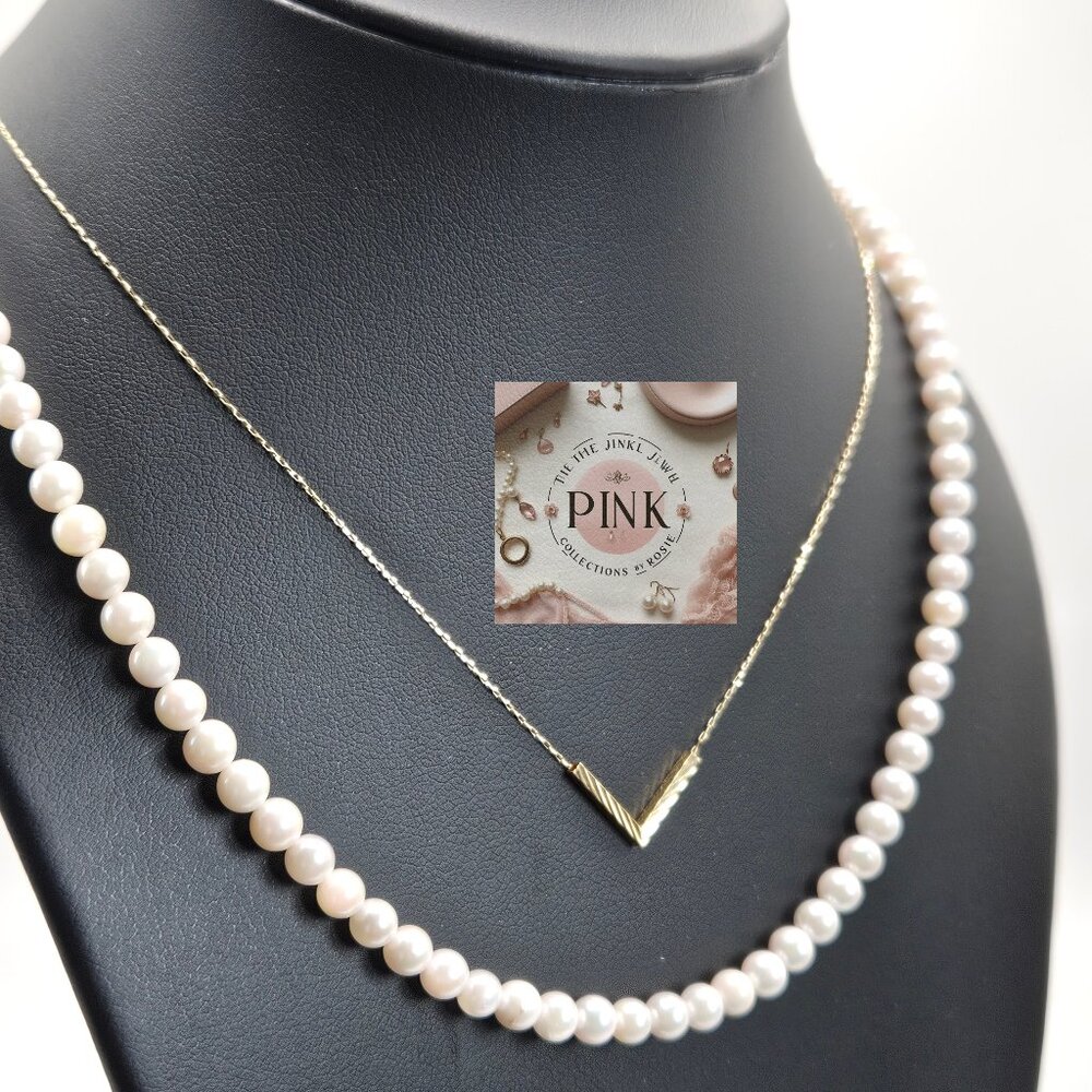 SOLD New V necklace in K18 real Gold Stamped - Picture 5 of 5